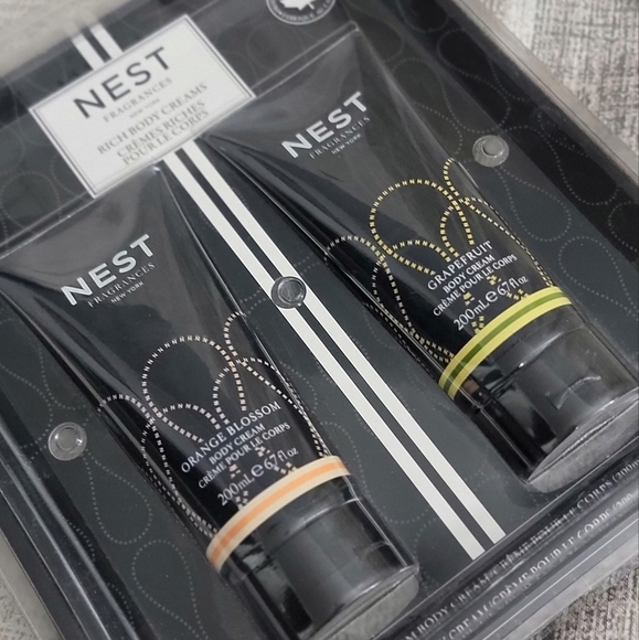 NEST Fragrances Black and Yellow Hand Cream Set - Picture 3 of 8